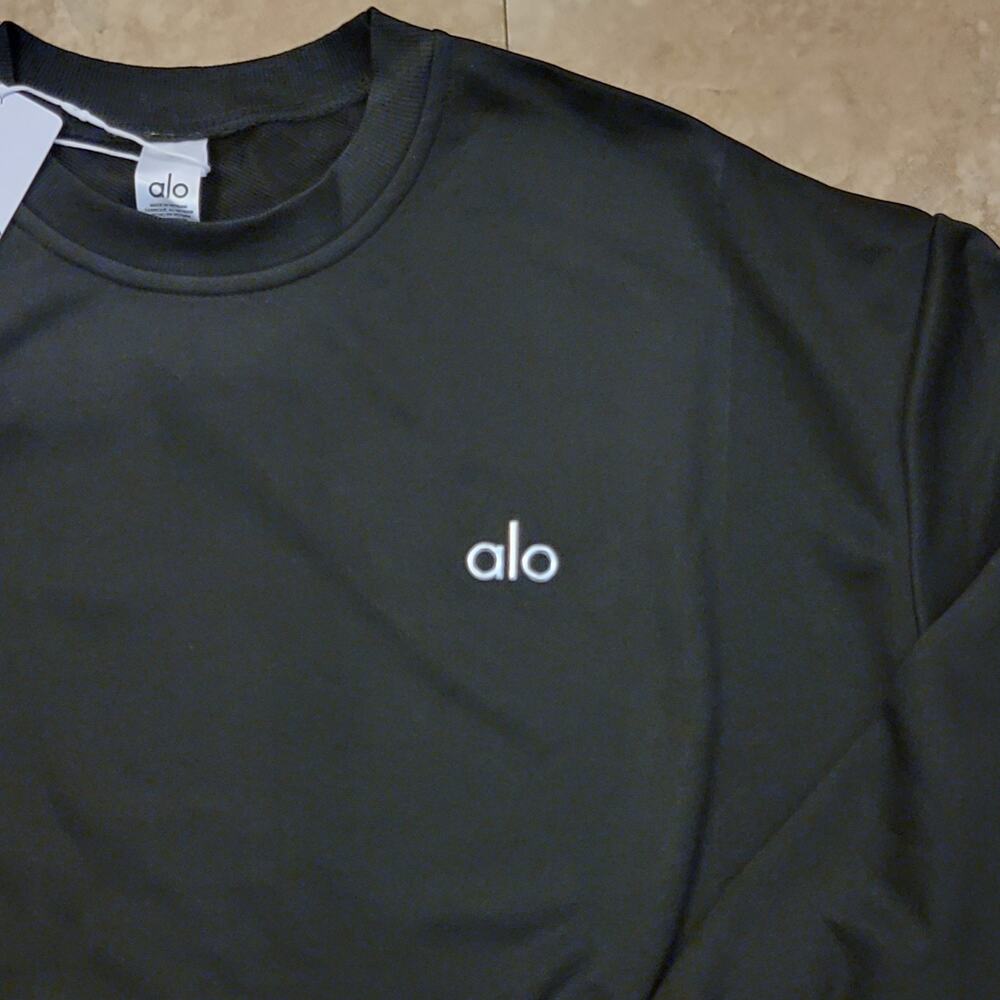 Alo Yoga Sz XL Black Set Fleece Crop Sweatshirt Shorts Athleisure Athletic New - Picture 3 of 5